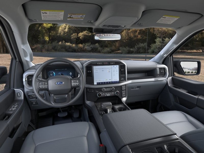 2024 Ford F-150 Lightning photo 7
