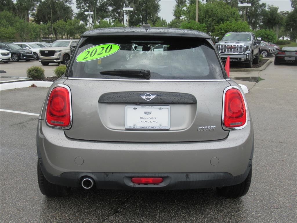 2020 Mini Cooper 2 Door Hardtop Oxford Edition photo 2