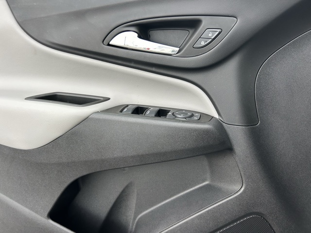 2024 Chevrolet Equinox LS photo 10