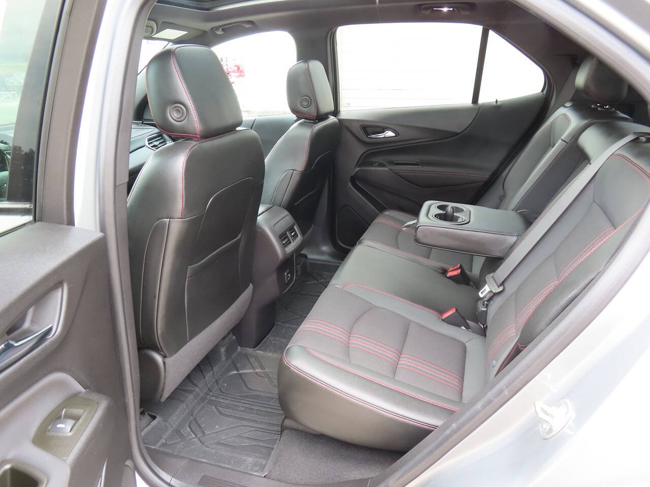 2024 Chevrolet Equinox RS photo 10