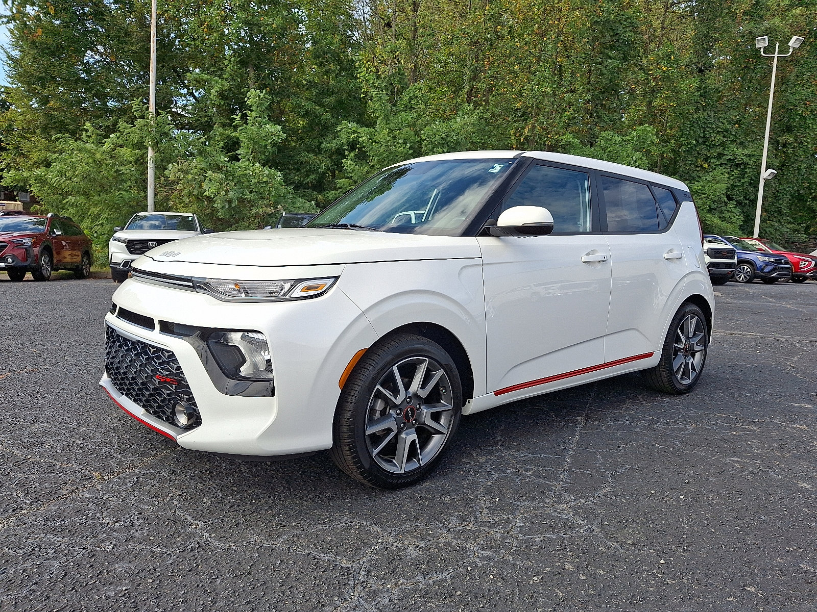 2022 Kia Soul GT-Line photo 2