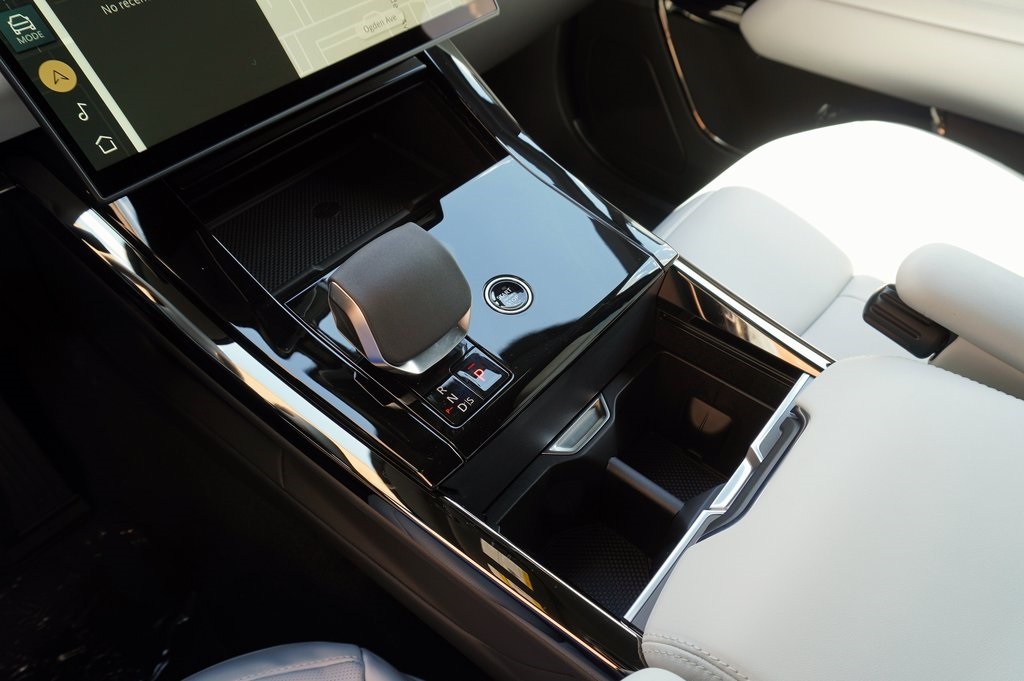 2025 LAND ROVER RANGE ROVER SPORT - Image 23