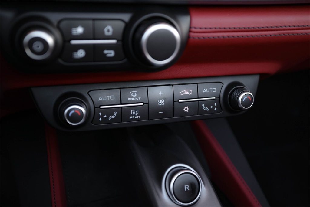 2022 Ferrari Portofino Base photo 28