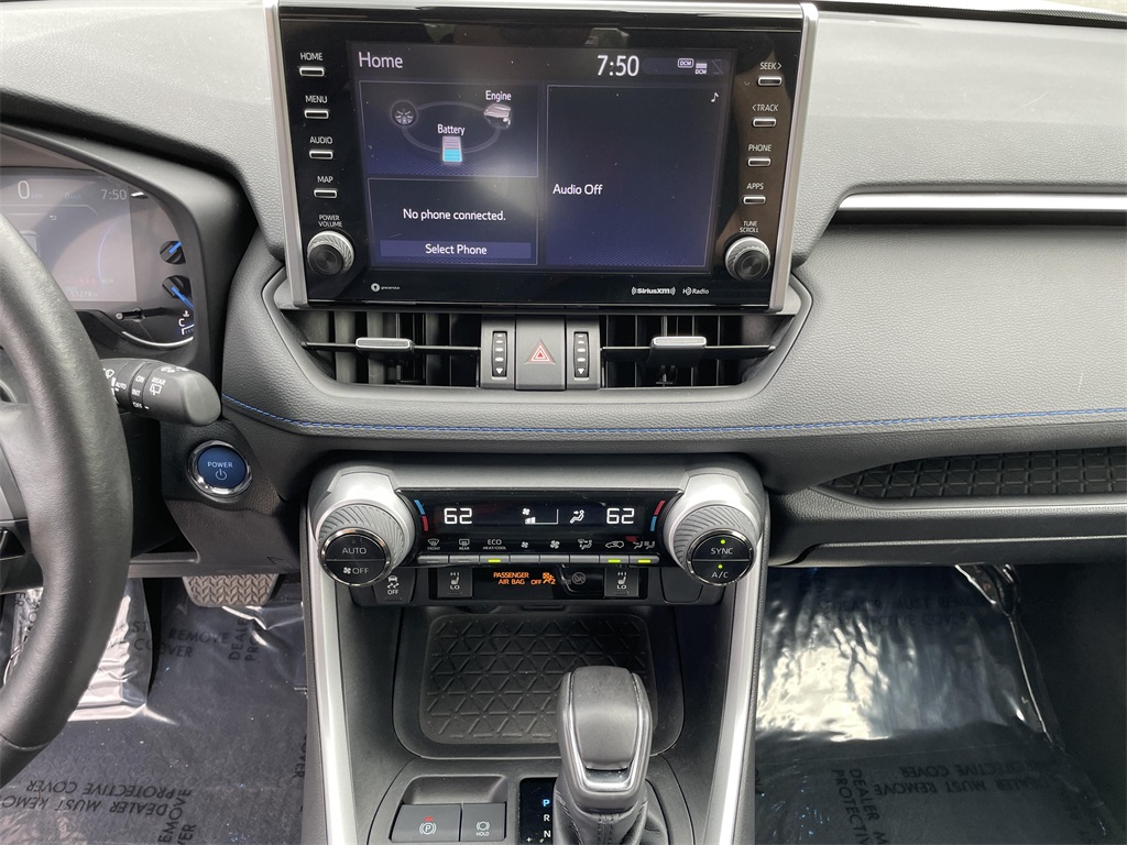 2022 Toyota RAV4 XSE photo 22