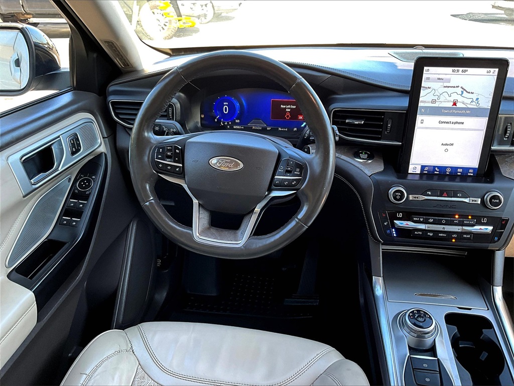 2020 Ford Explorer Platinum photo 18