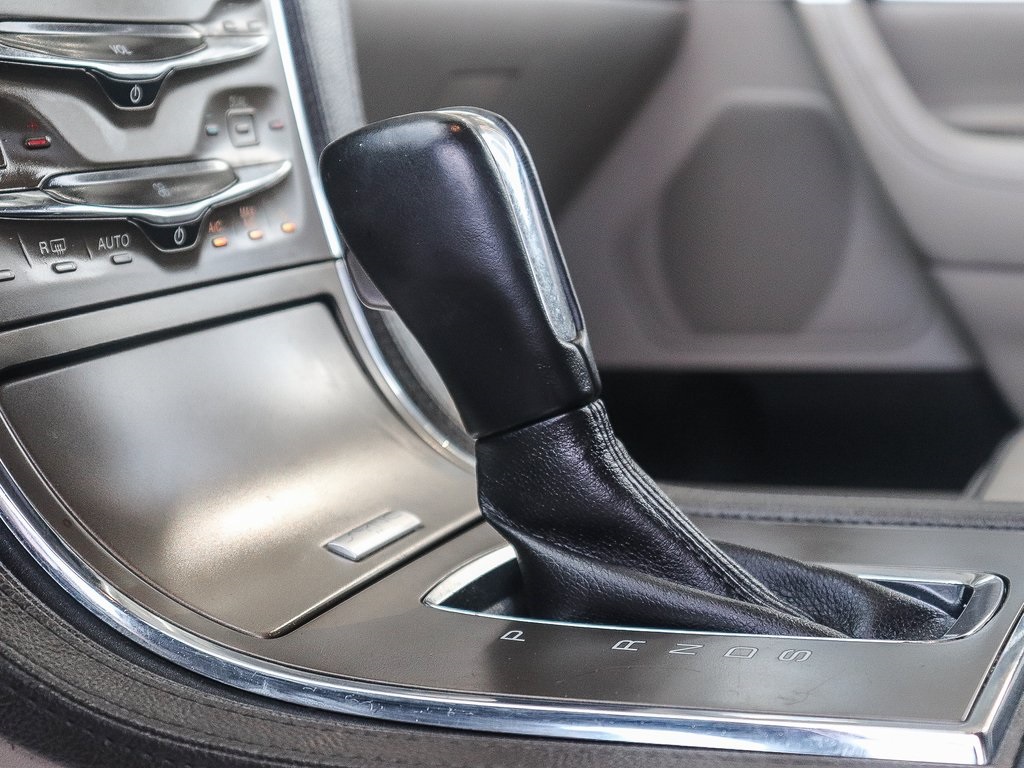 2014 Lincoln MKX Base photo 18