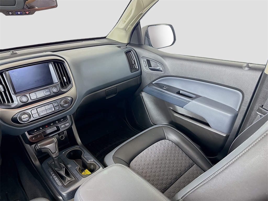 2020 Chevrolet Colorado Z71 photo 23