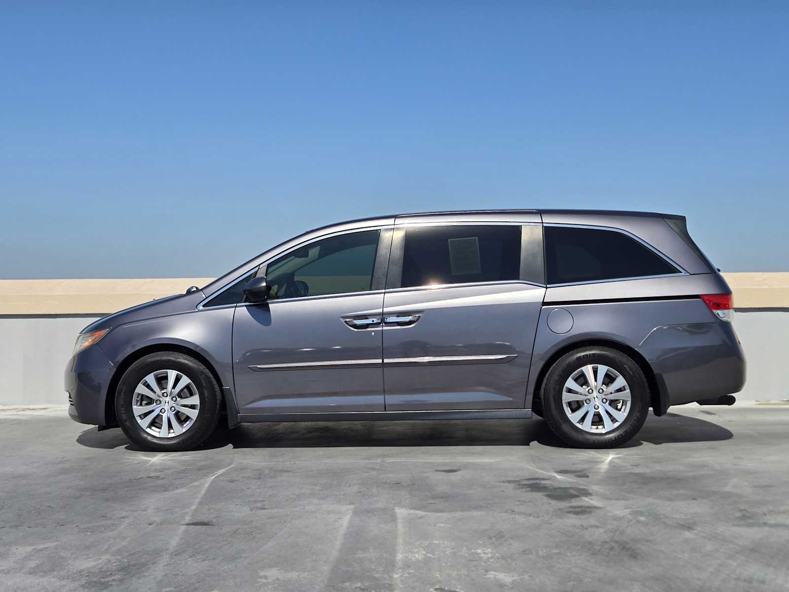 2016 Honda Odyssey EX-L photo 4