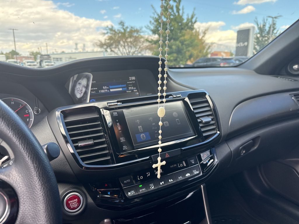 2016 Honda Accord EX photo 24