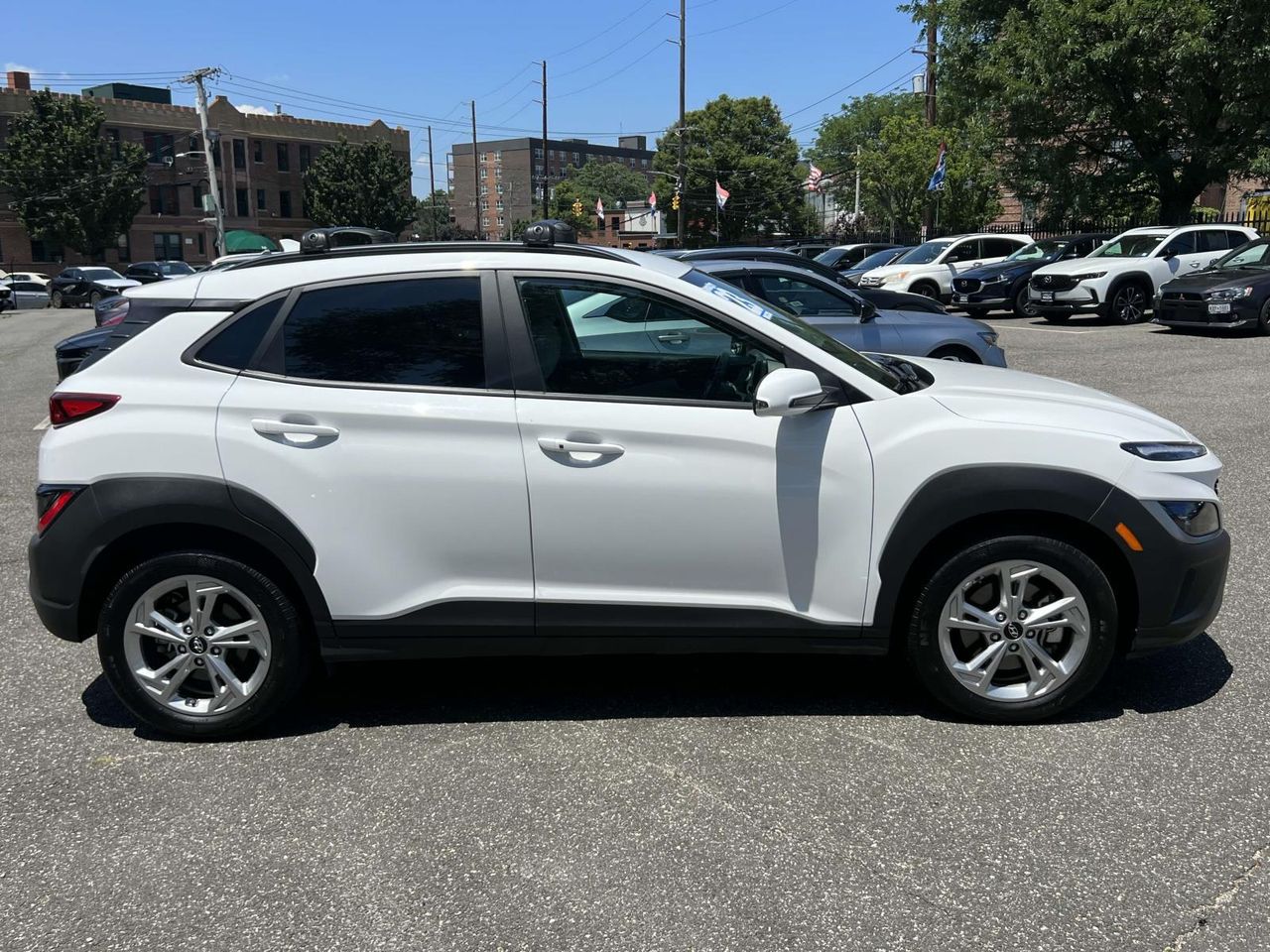 2023 Hyundai Kona SEL photo 3