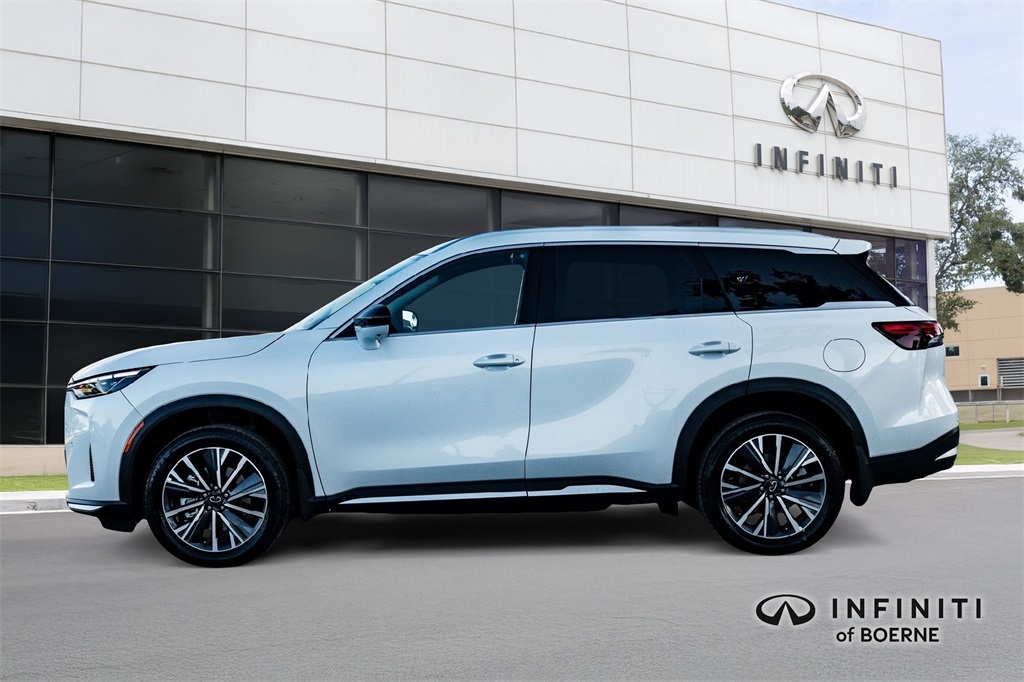 2026 Infiniti QX60 Luxe photo 3