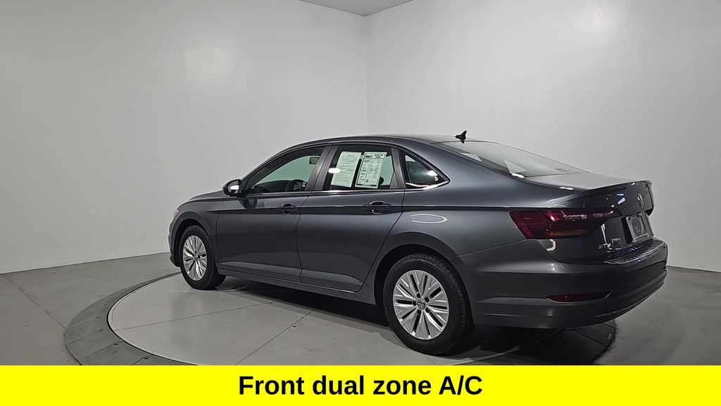 2019 Volkswagen Jetta 1.4T SE photo 2
