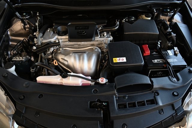 2017 Toyota Camry LE photo 22