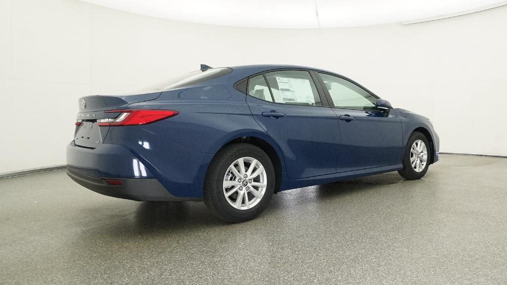 2026 Toyota Camry LE photo 21