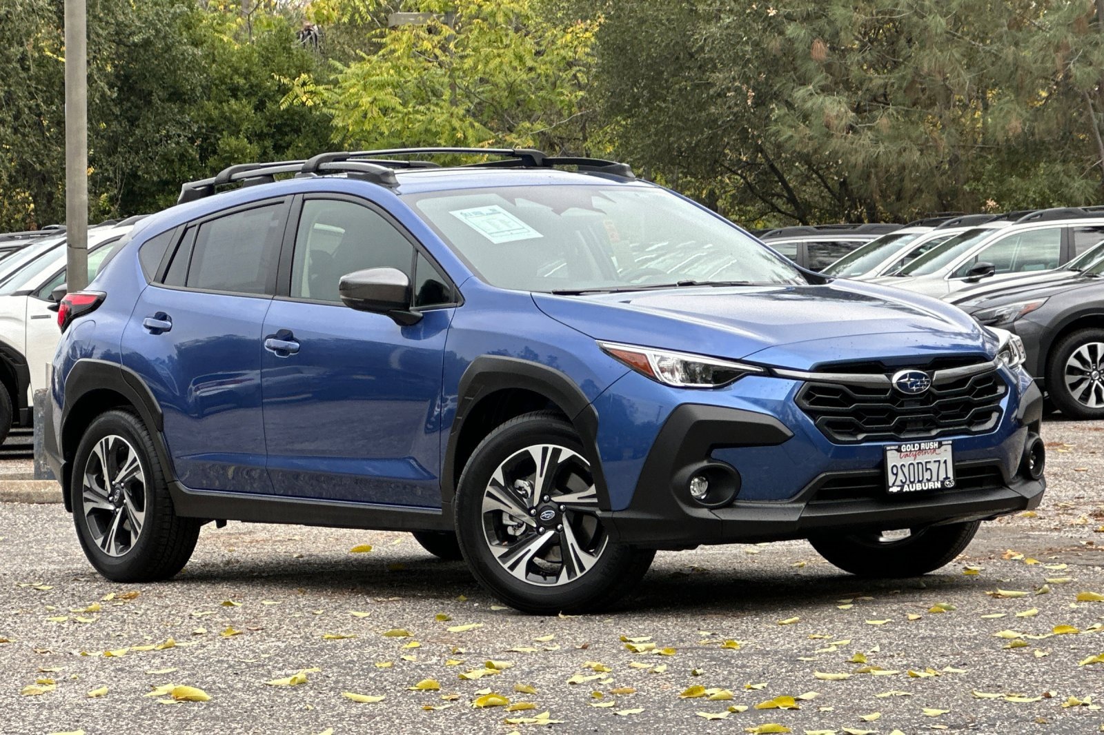 2025 Subaru Crosstrek Premium photo 2