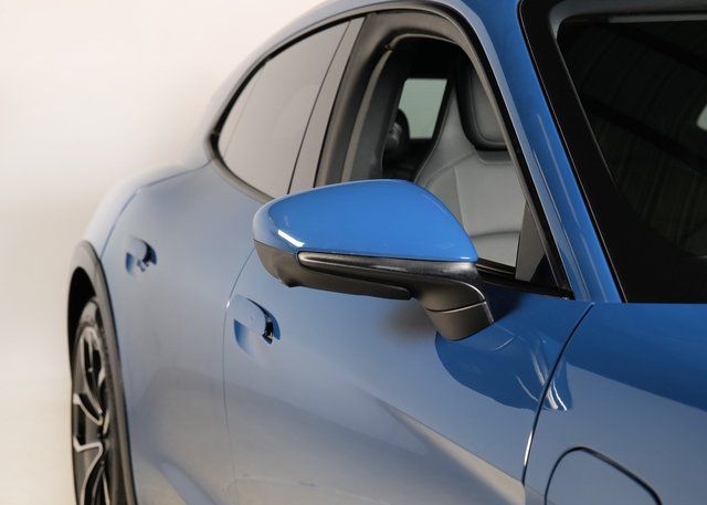 2022 Porsche Taycan Cross Turismo 4 photo 27