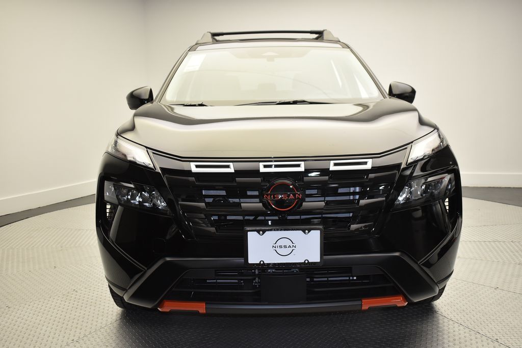 2026 Nissan Rogue SV photo 2