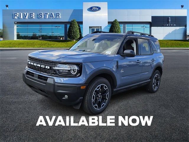 2025 Ford Bronco Sport Outer Banks photo 3