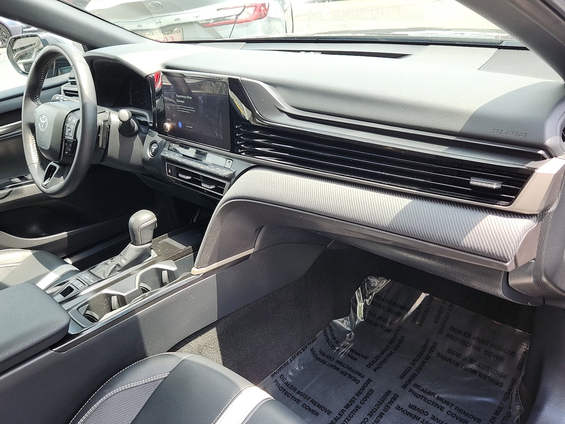 2025 Toyota Camry SE photo 26