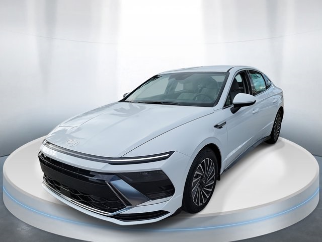 2025 Hyundai Sonata Hybrid SEL photo 2