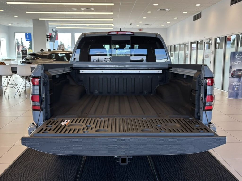 2026 Nissan Frontier SV photo 4