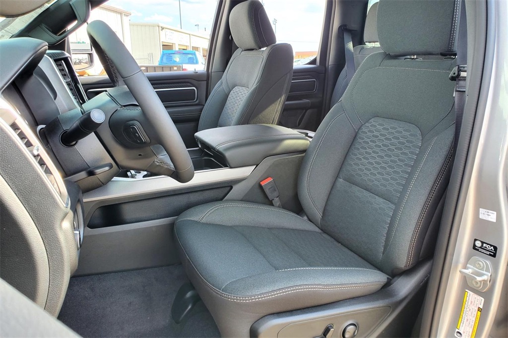 2025 Ram 1500 Big Horn Lone Star photo 8