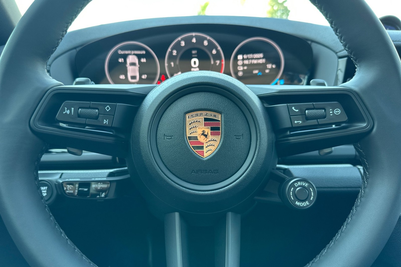 2026 Porsche Panamera 4 E-Hybrid photo 25