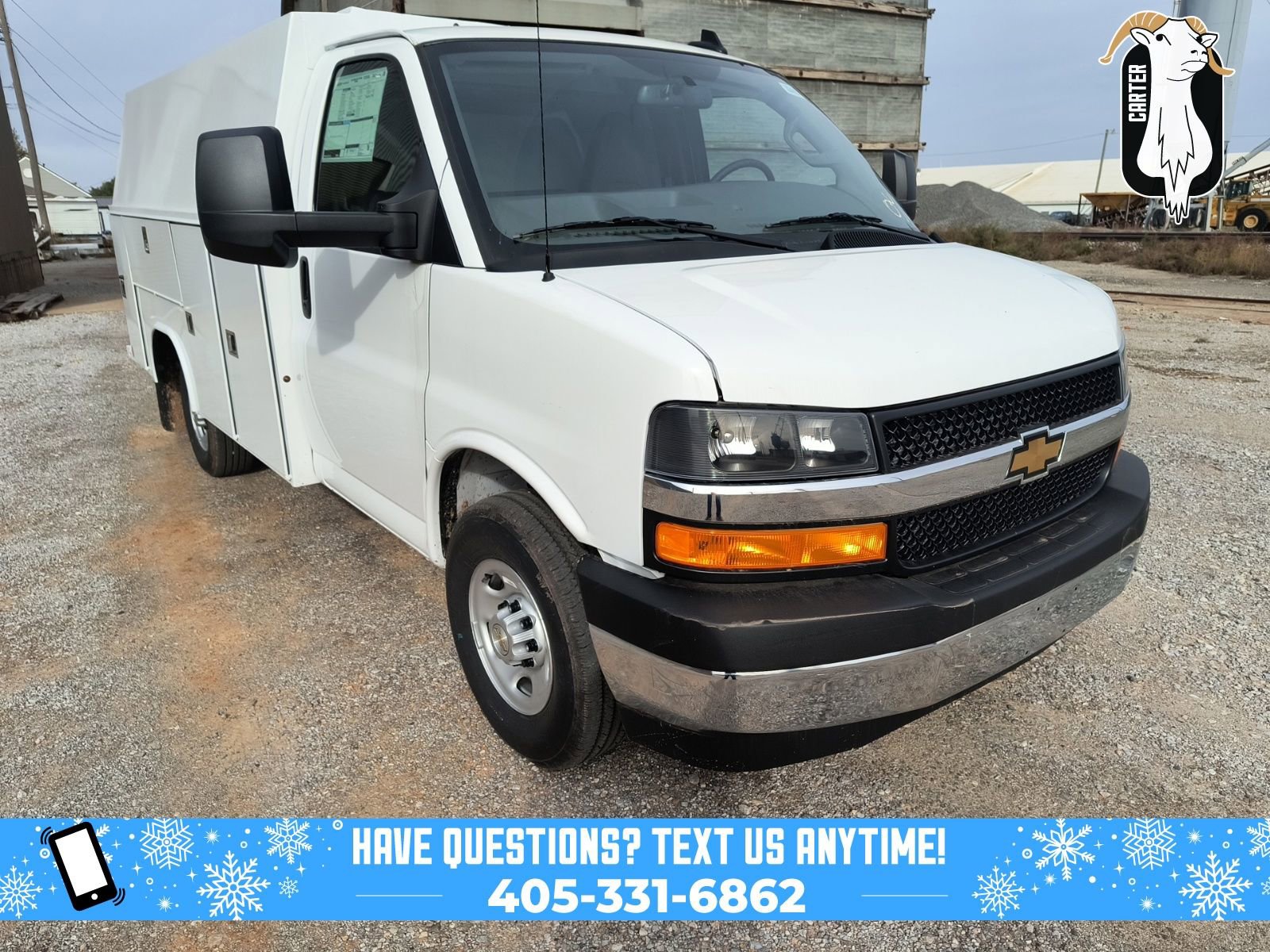 2025 Chevrolet Express Cutaway Base's photo