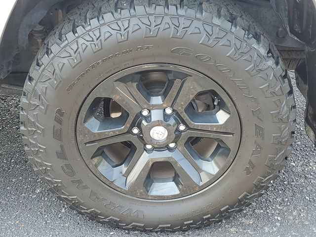 2022 Toyota 4Runner SR5 photo 25