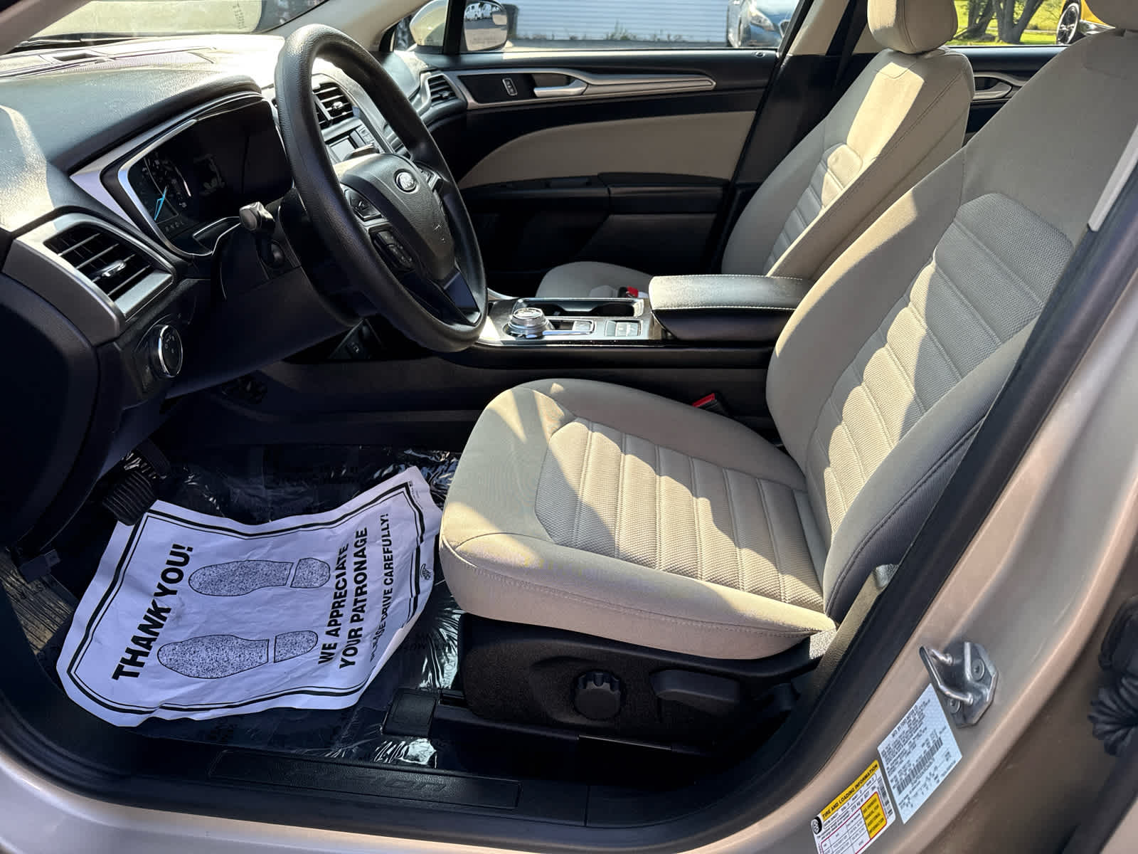 2017 Ford Fusion Hybrid S photo 9