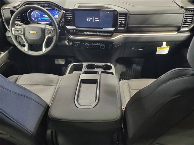 2025 Chevrolet Silverado 1500 LT photo 25