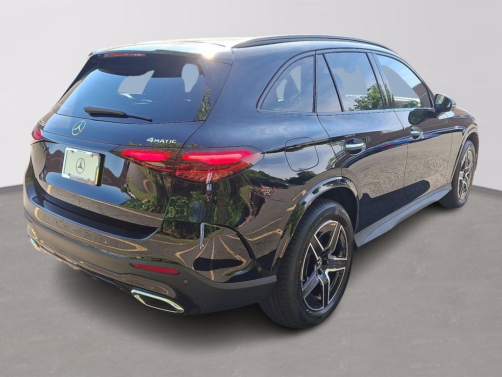 2025 Mercedes Benz GLC 350e 4MATIC photo 2