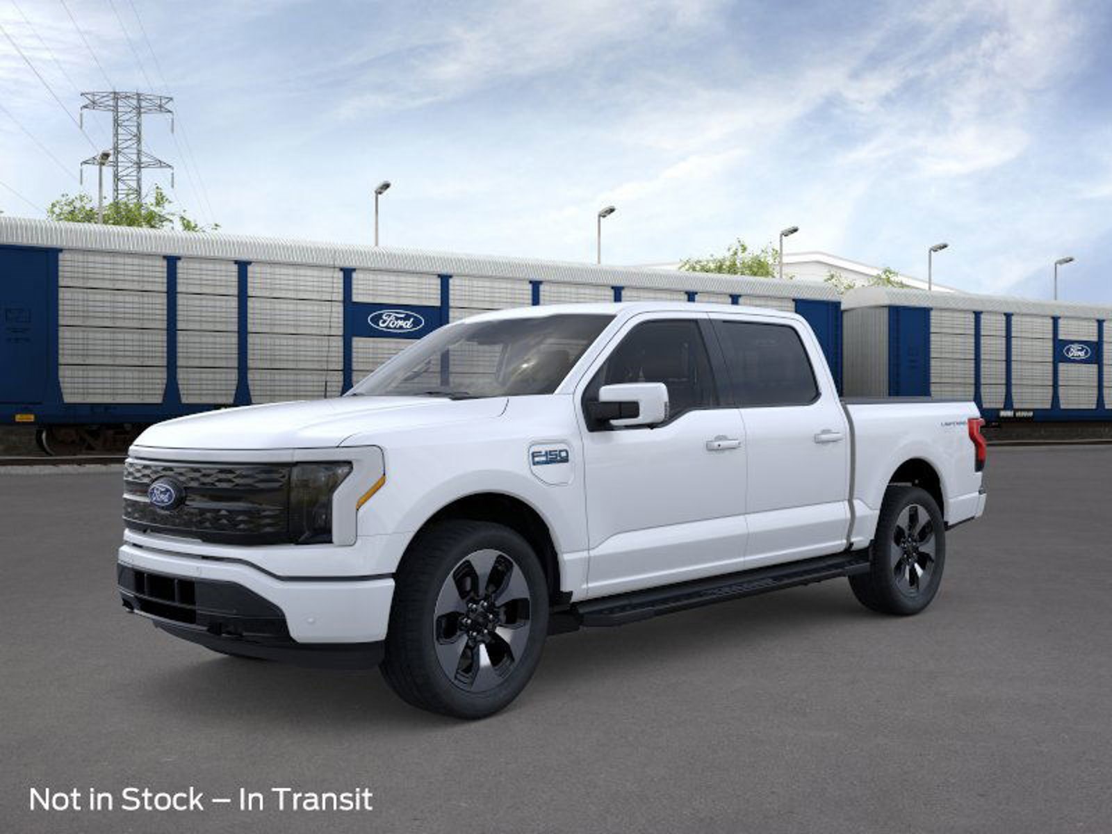 2025 Ford F-150 Lightning Platinum's photo