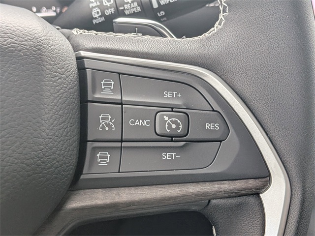 2025 Jeep Grand Cherokee Limited photo 22