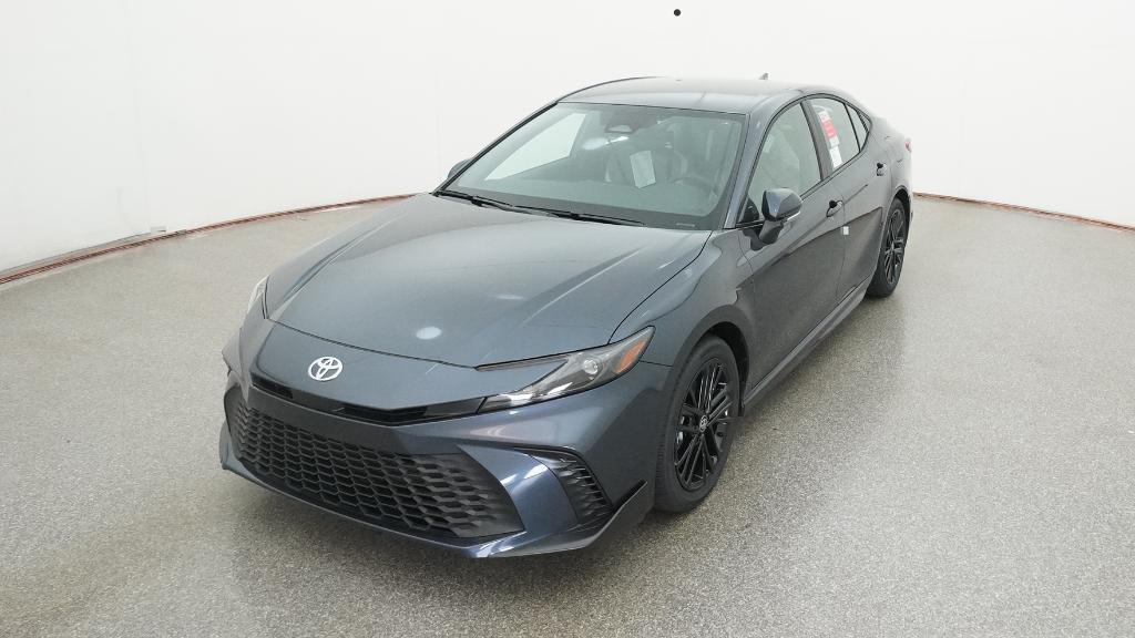 2026 Toyota Camry SE photo 3