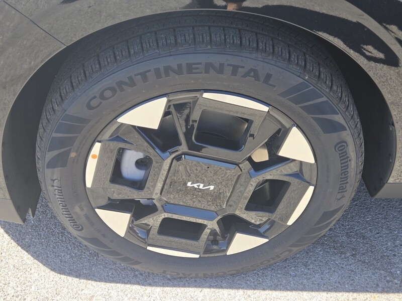 2026 Kia Carnival EX photo 4