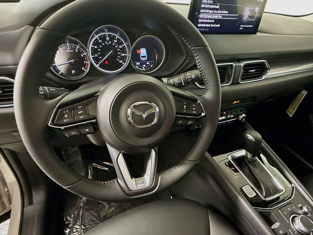 2025 Mazda CX-5 2.5 Select photo 11