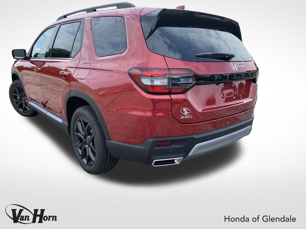2025 Honda Pilot Touring photo 3
