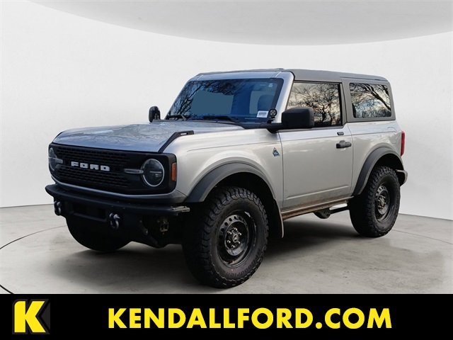 2022 Ford Bronco 2-Door Black Diamond's photo