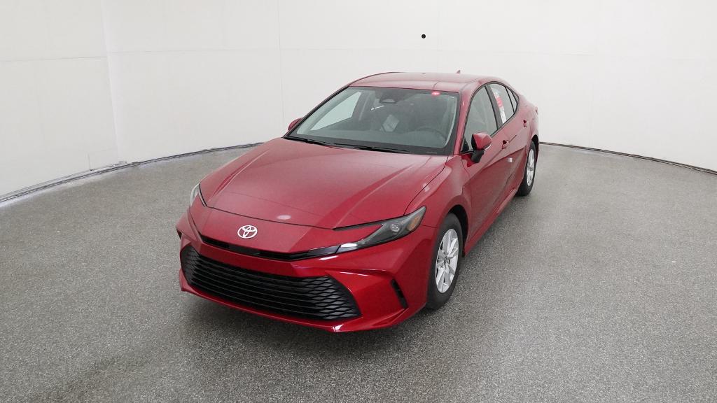 2026 Toyota Camry LE photo 5