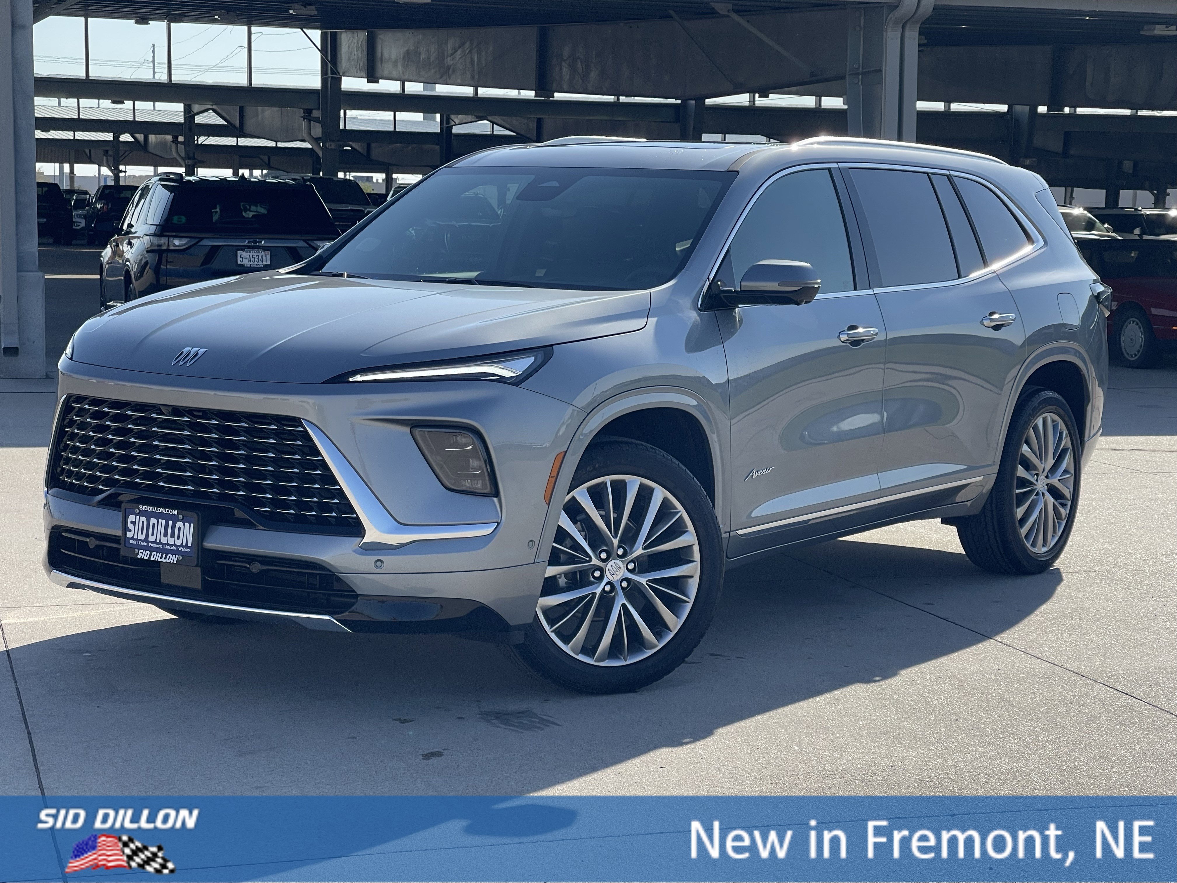 2026 Buick Enclave Avenir's photo