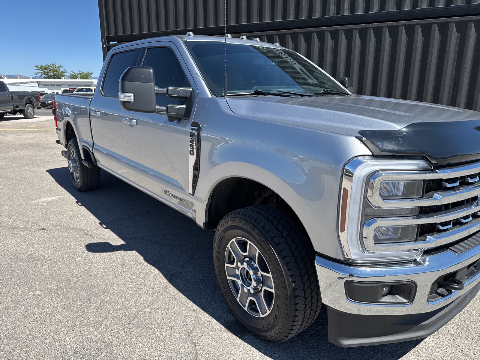 2024 Ford F-250 Lariat photo 2
