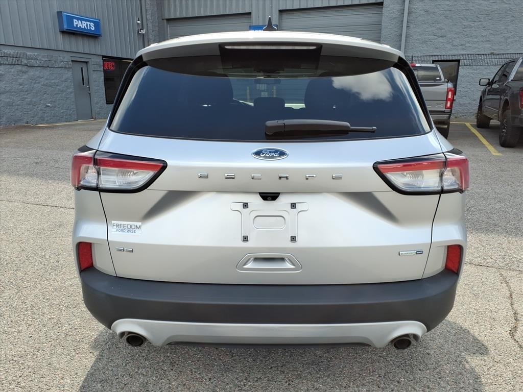 2020 Ford Escape SE photo 4