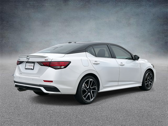 2025 Nissan Sentra SR photo 2