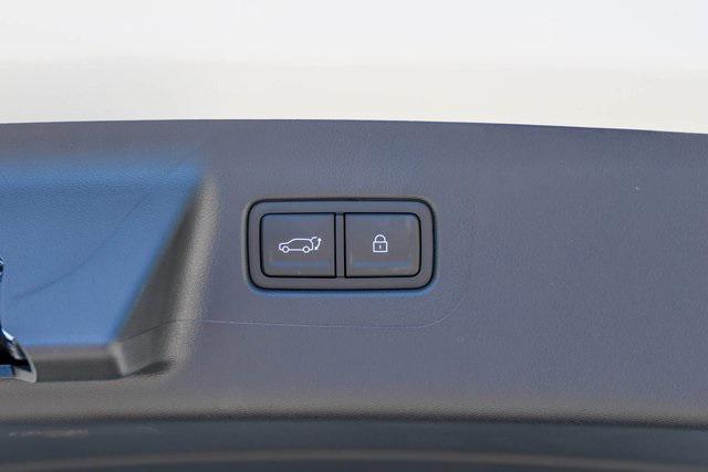 New 2026 Hyundai SEL FWD image 8