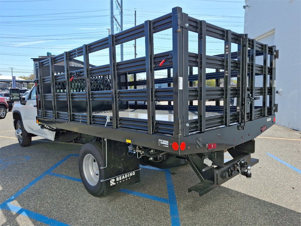 2025 Chevrolet Silverado 3500HD Work Truck photo 3