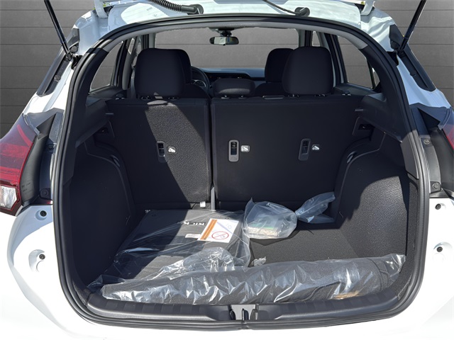 2025 Nissan Kicks Play S photo 26