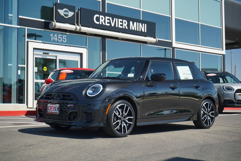 2026 MINI Hardtop 4 Door S's photo