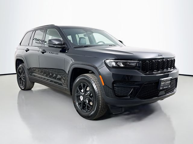 2025 Jeep Grand Cherokee Altitude's photo