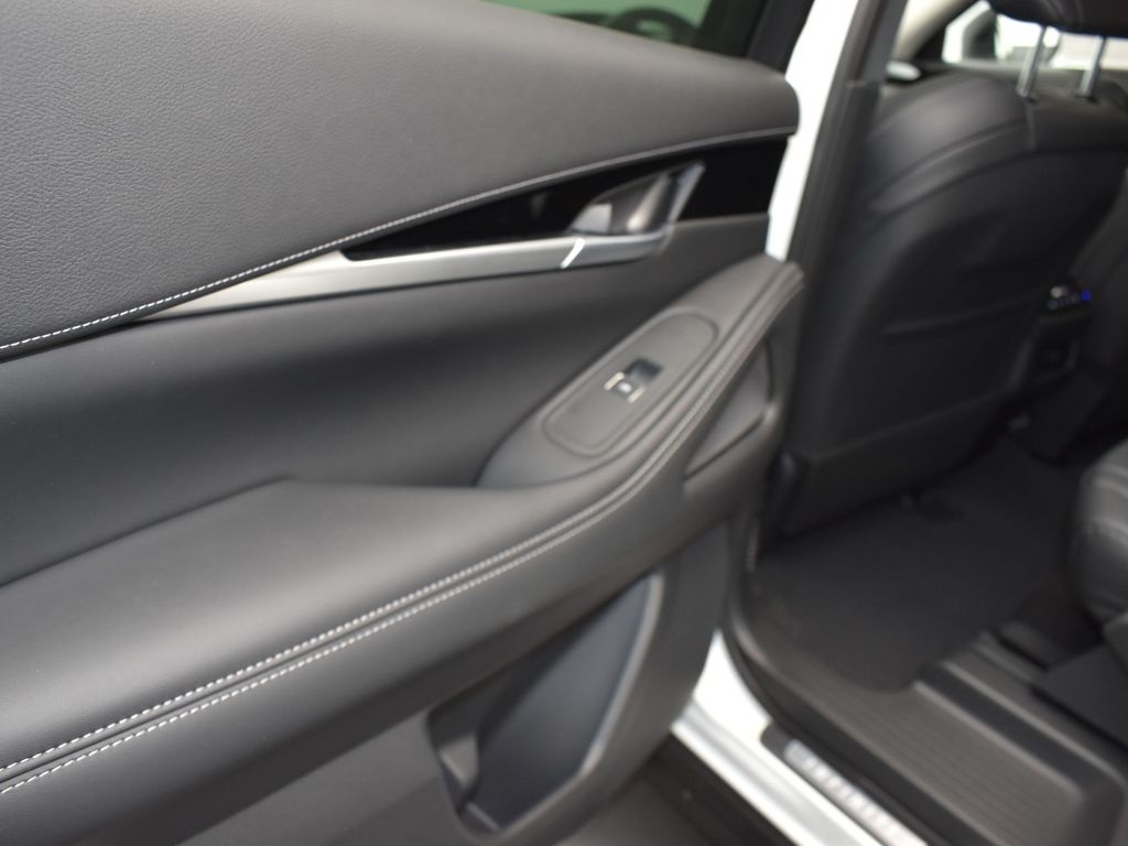 2025 Infiniti QX60 Pure photo 13